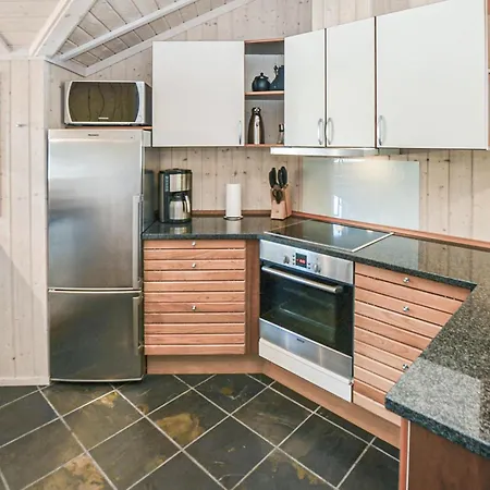 Three-bedroom In Sydals * Skovbyballe