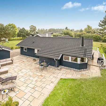 Three-bedroom In Sydals Prázdninový dům Skovbyballe
